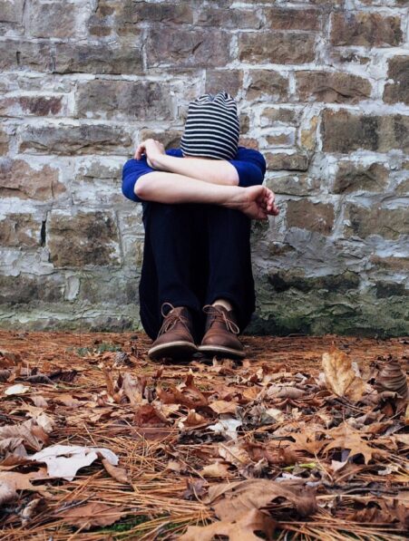 La solitude chronique augmenterait les risques d accident vasculaire cérébral de 56 % selon une étude