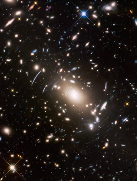 Amas de galaxies Abell S1063