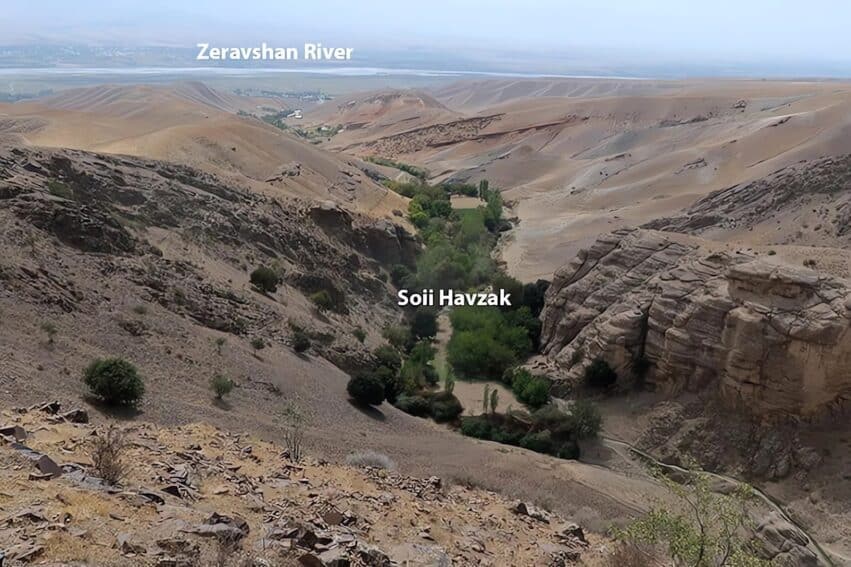 La découverte d un abri sous roche paléolithique au Tadjikistan atteste une présence humaine ancienne s étalant sur plus de 130000 ans