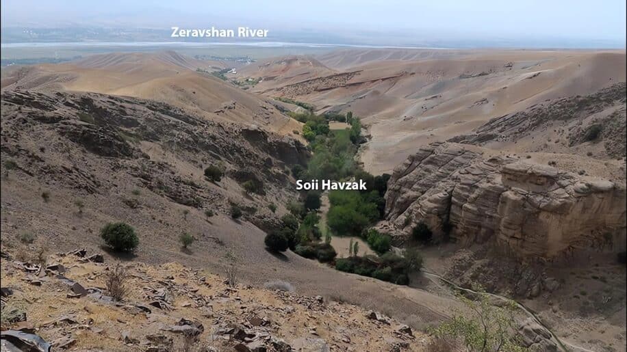 La découverte d un abri sous roche paléolithique au Tadjikistan atteste une présence humaine ancienne s étalant sur plus de 130000 ans