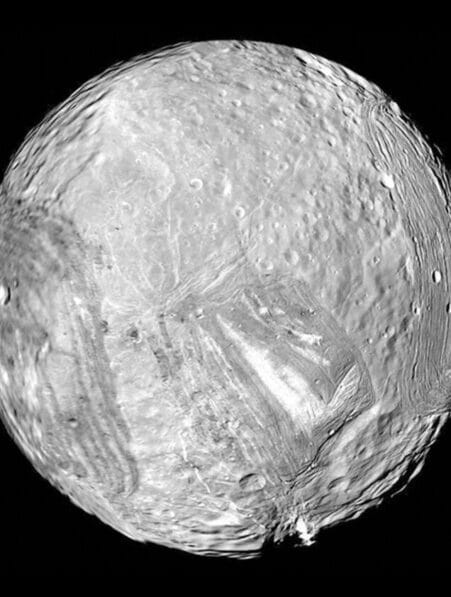 miranda uranus ocean liquide