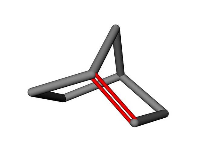 structure squelettique d'une oléfine anti Bredt