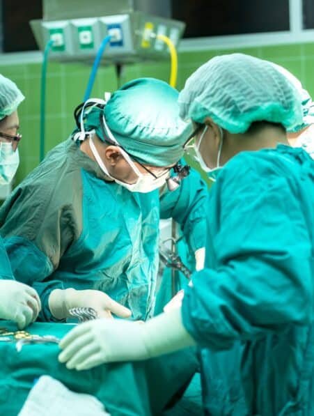 Subir une intervention chirurgicale un vendredi augmenterait les risques de complications révèle une nouvelle étude