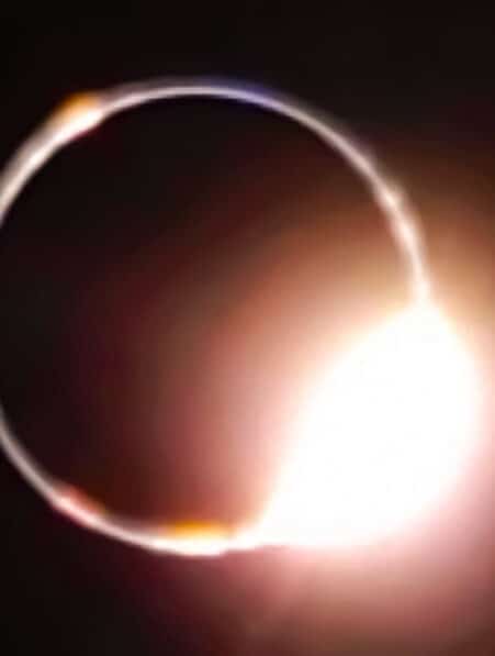ecplise solaire depuis lune couv 2