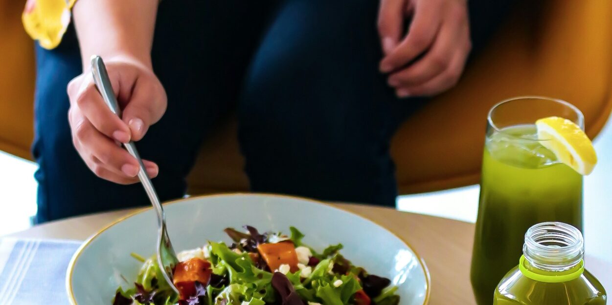 moins bienveillance vegetariens couv