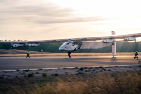 drone solaire autonome IA