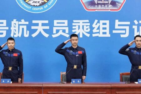 capsule-shenzhou-20-bloquee-couv