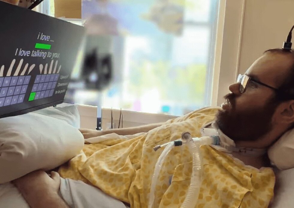 interface-cerveau-ordinateur-saisie-clavier-couv